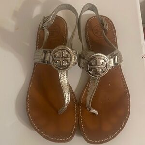 Tory Burch Silver Metallic Thong Sandal size 6.5